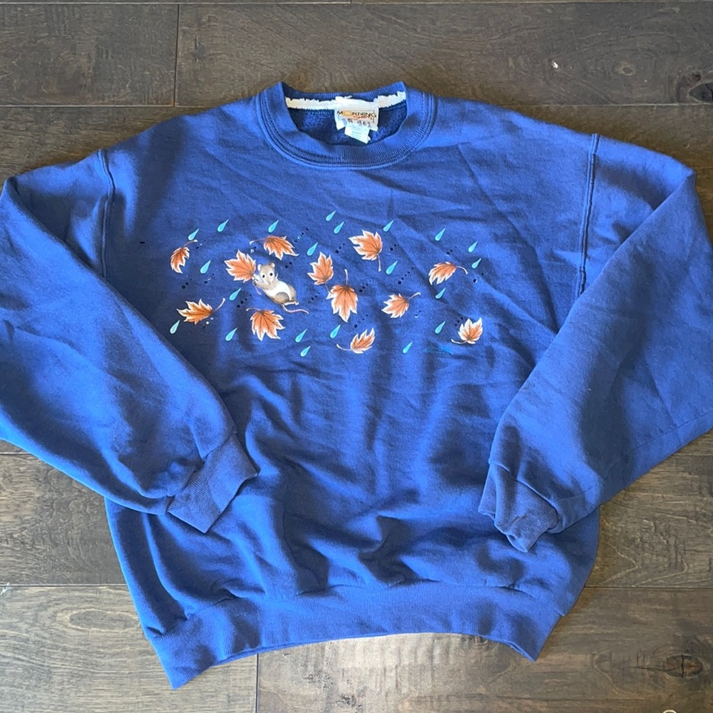 Cute mouse crew neck